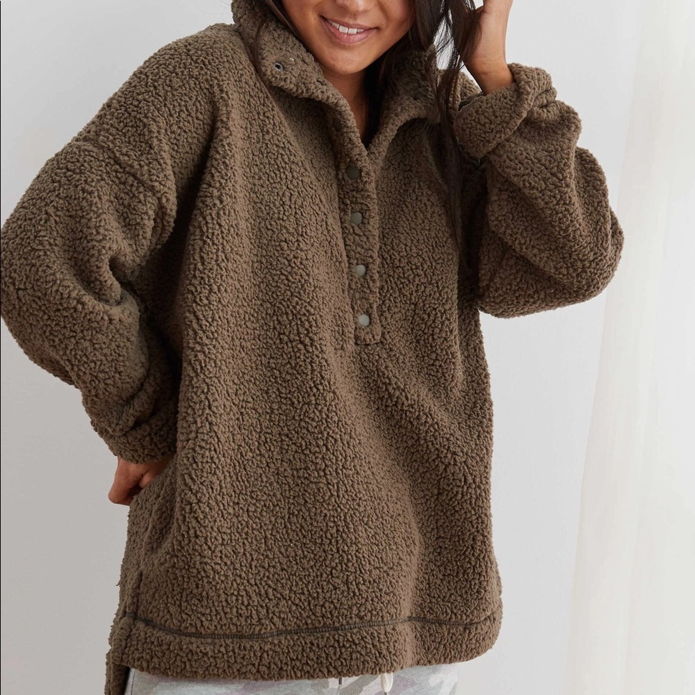 Aerie oversized Sherpa pullover 🦋